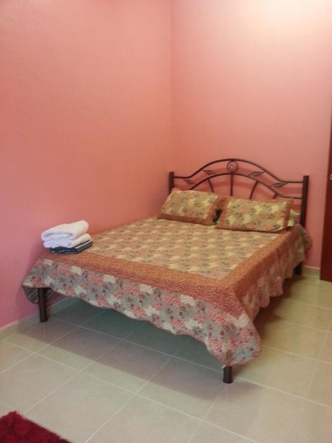 Yasmeen Homestay Kemaman Chukai Eksteriør bilde