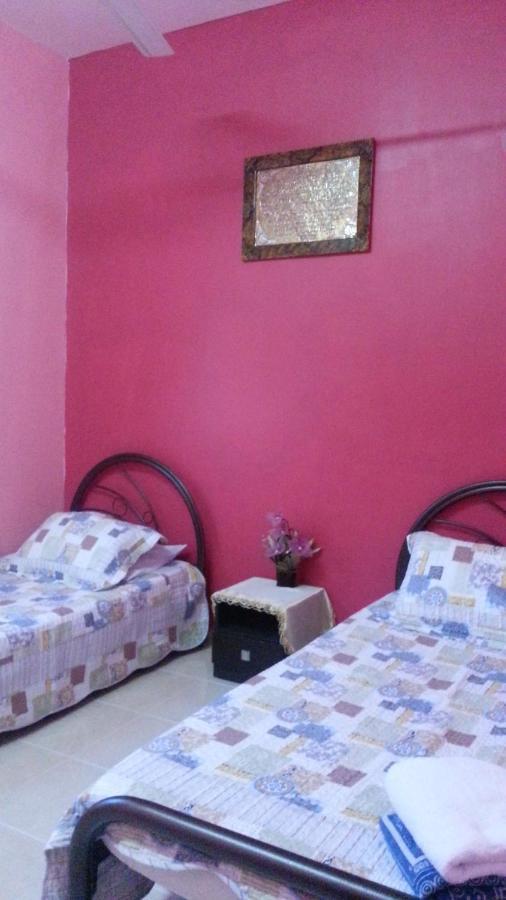 Yasmeen Homestay Kemaman Chukai Eksteriør bilde